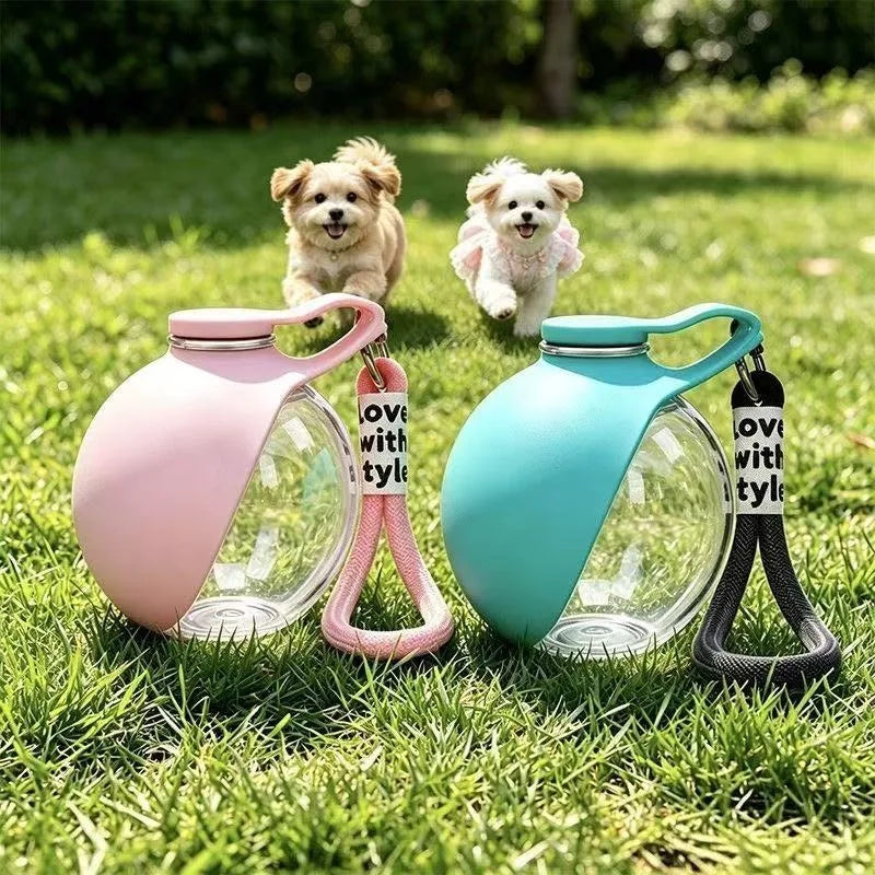 Bouteille d'eau portable pour chiens, à utiliser en extérieur ; distributeur d'eau pratique en PETG pour chiens ; gamelle d'eau portable pour chiots en voyage