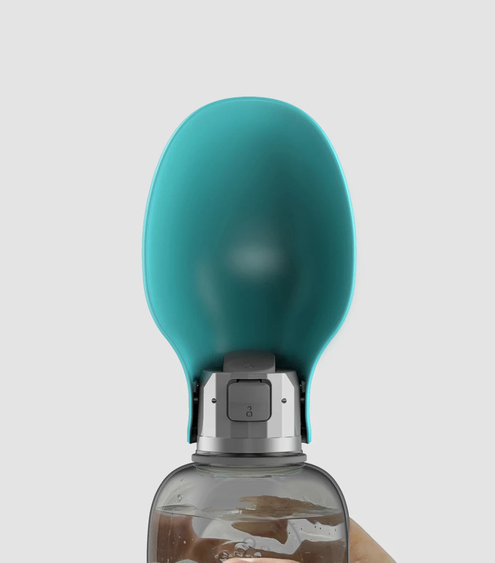 Bouteille d'eau portable de 800 ml pour chiens (petits, moyens et grands) – Gamelle de voyage pour l'extérieur, bol à boire, mangeoire pour chiots et chats, accessoires pour animaux de compagnie (Labrador)